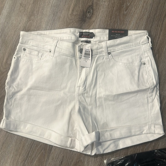 Torrid bundle - Picture 4 of 5